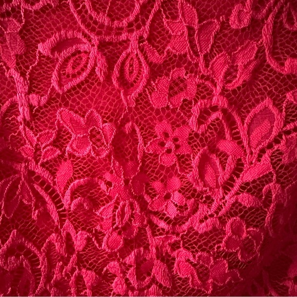 Red Lace Off Shoulder Stretchy Top - Picture 2 of 8